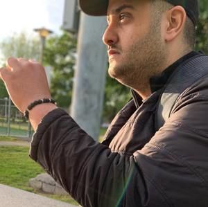 Meet your Posher, Ayoub